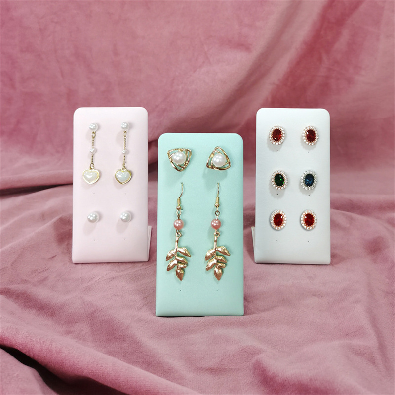 حامل عرض أقراط على شكل حرف L ب - مراجعة Jewelry Making Table وسعره