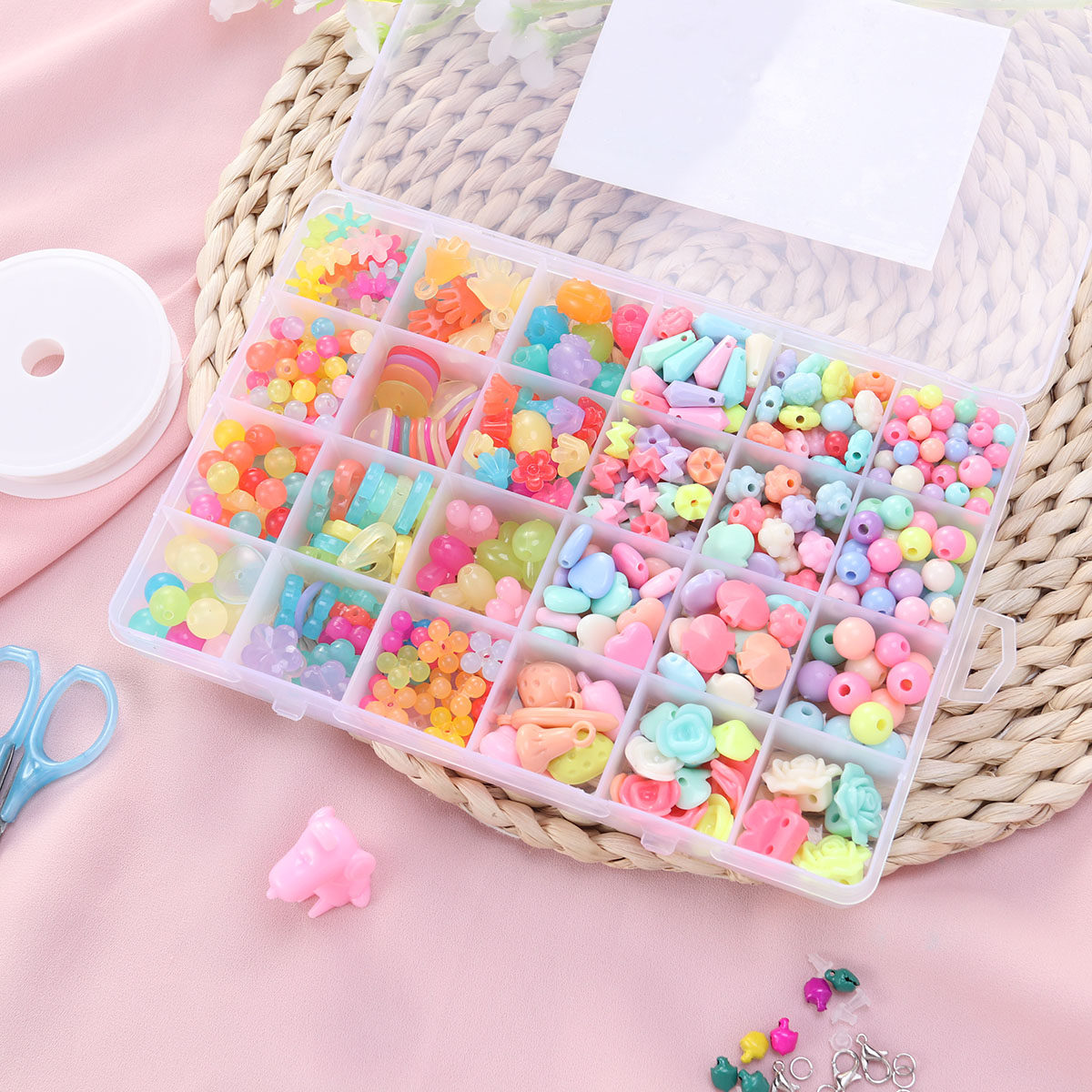 مجموعة خرز DIY مكونة من 520 قط - مراجعة Jewelry Making Kit For Kids وسعره